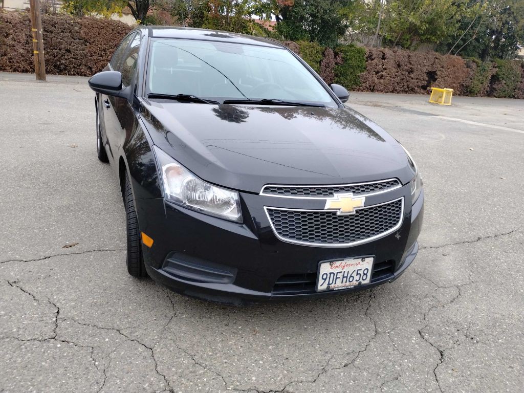 2013 Chevrolet Cruze Image 4