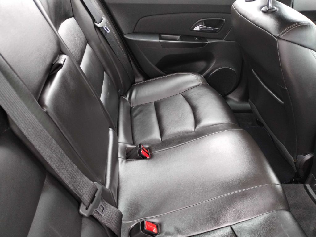 2013 Chevrolet Cruze Image 9