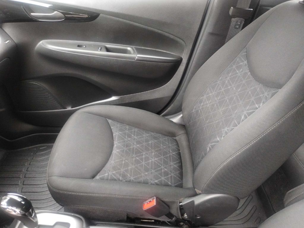 2021 Chevrolet Spark Image 11