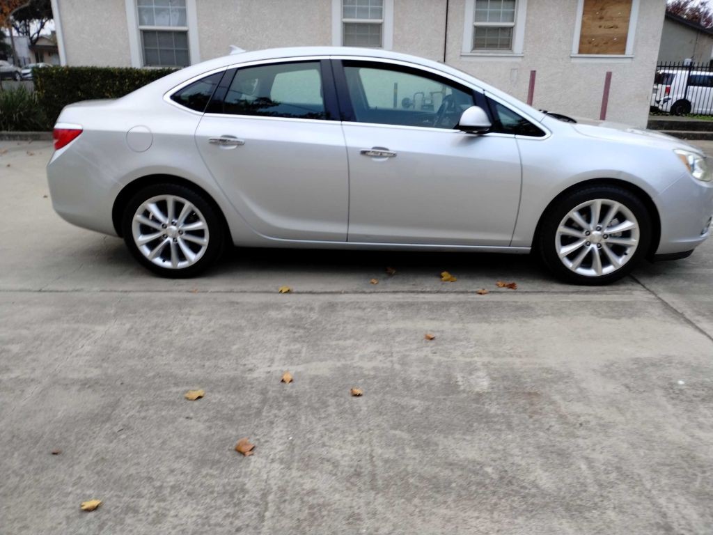 2013 Buick Verano Image 8