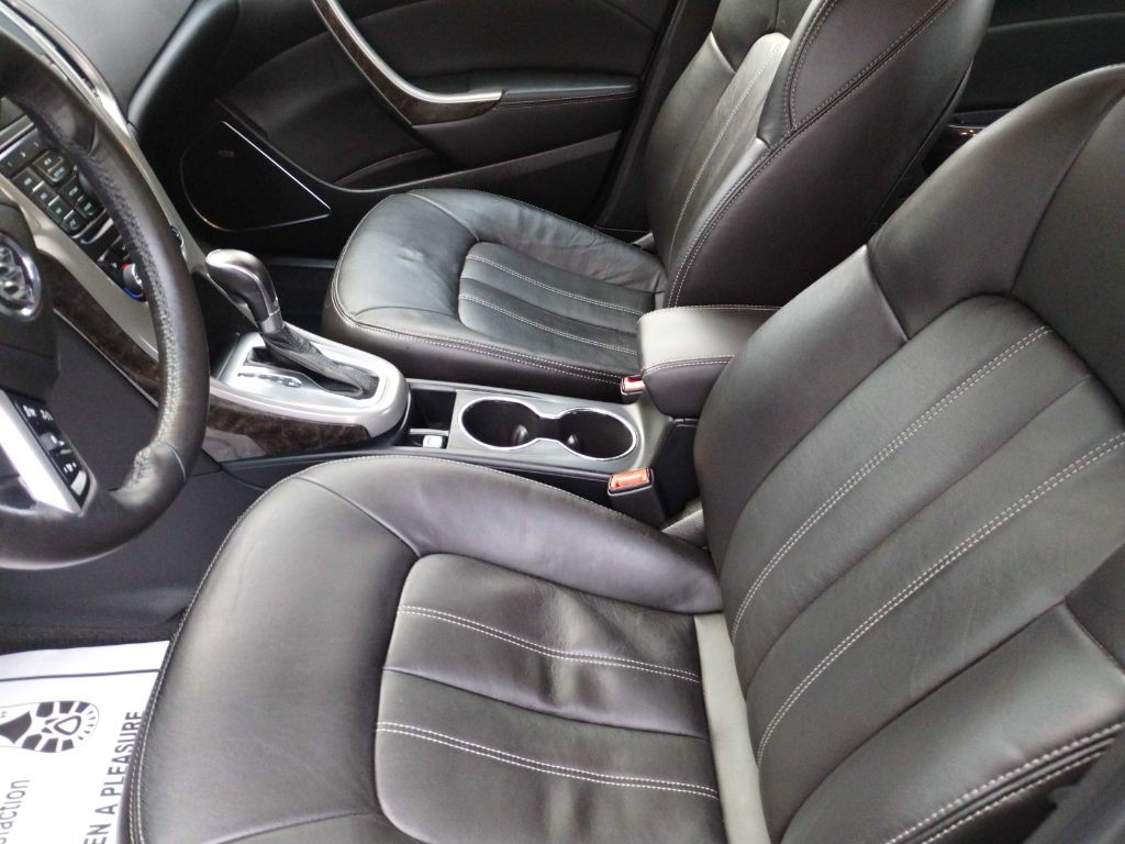 2013 Buick Verano Image 16
