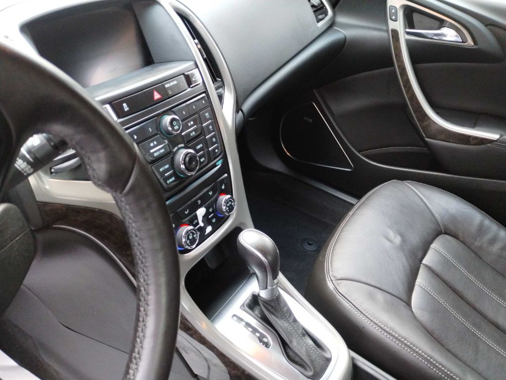 2013 Buick Verano Image 18