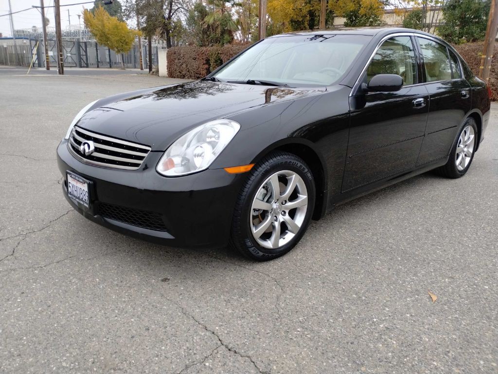 2006 INFINITI G35 Image 2