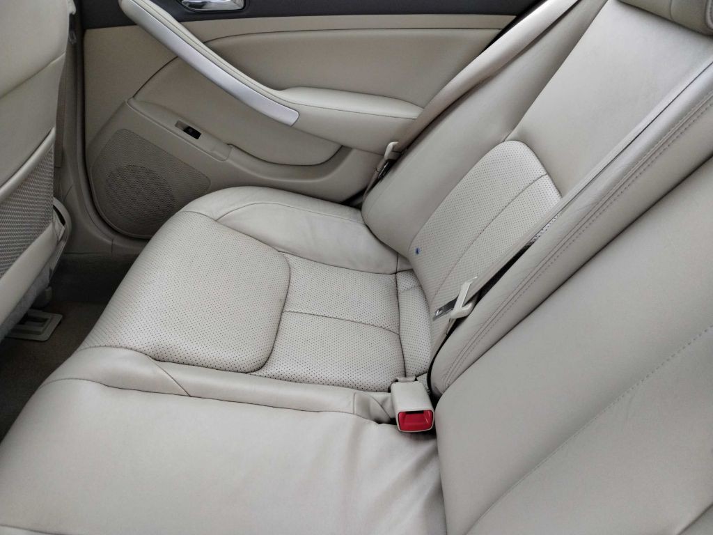 2006 INFINITI G35 Image 12