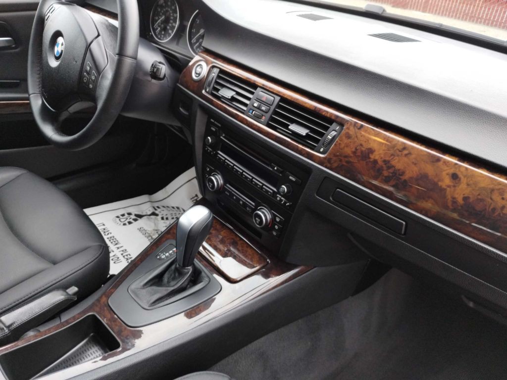 2008 BMW 3 Series Image 16