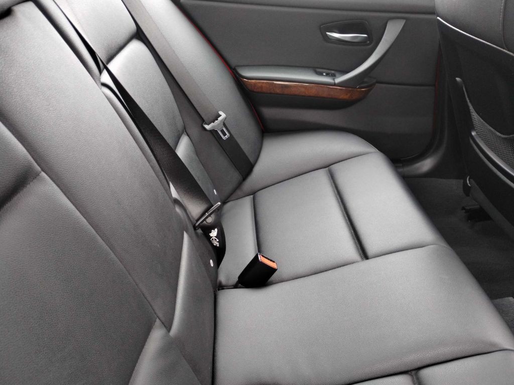 2008 BMW 3 Series Image 19