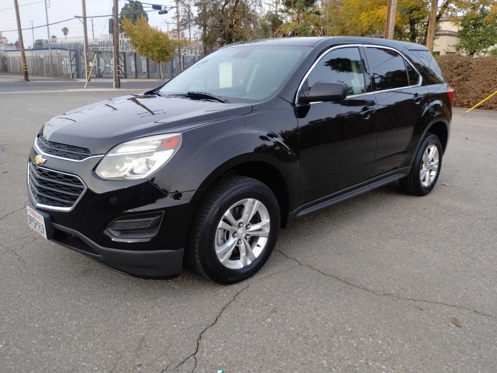 2017 Chevrolet Equinox Image 2