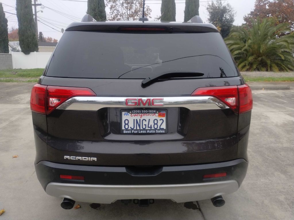 2017 GMC Acadia Image 8
