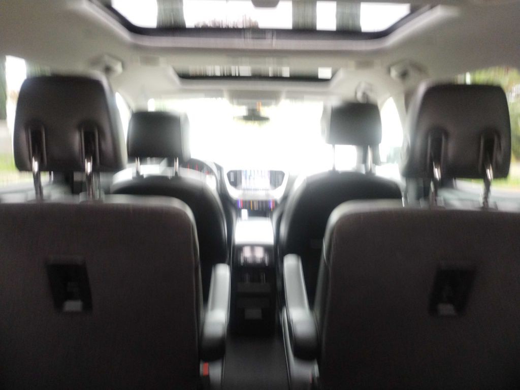 2017 GMC Acadia Image 11