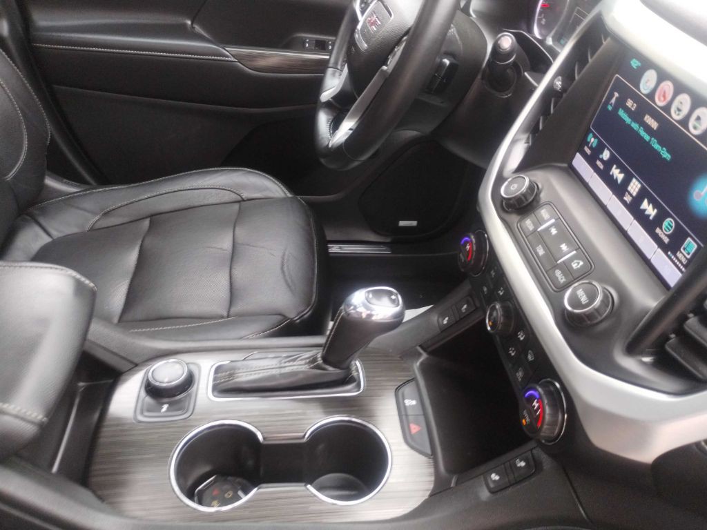 2017 GMC Acadia Image 20