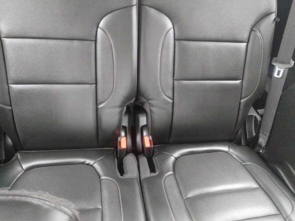 2017 GMC Acadia Image 29