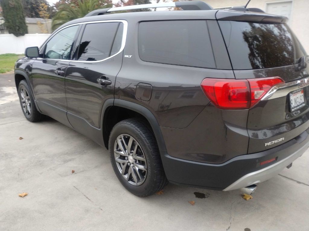 2017 GMC Acadia Image 8