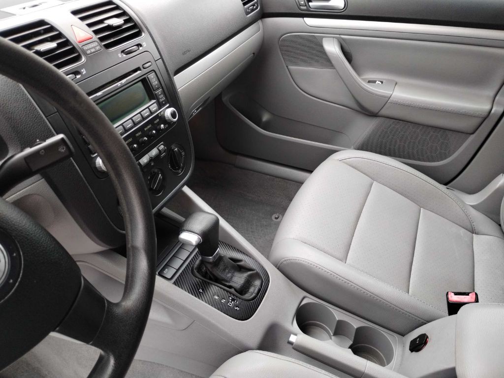 2006 Volkswagen Jetta Image 16