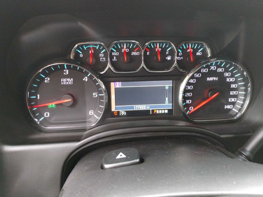 2015 Chevrolet Tahoe Image 22