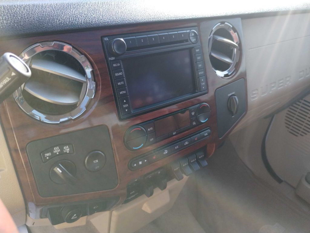 2008 Ford F-350 Image 32