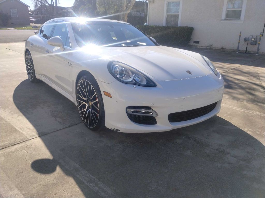 2010 Porsche Panamera Image 7