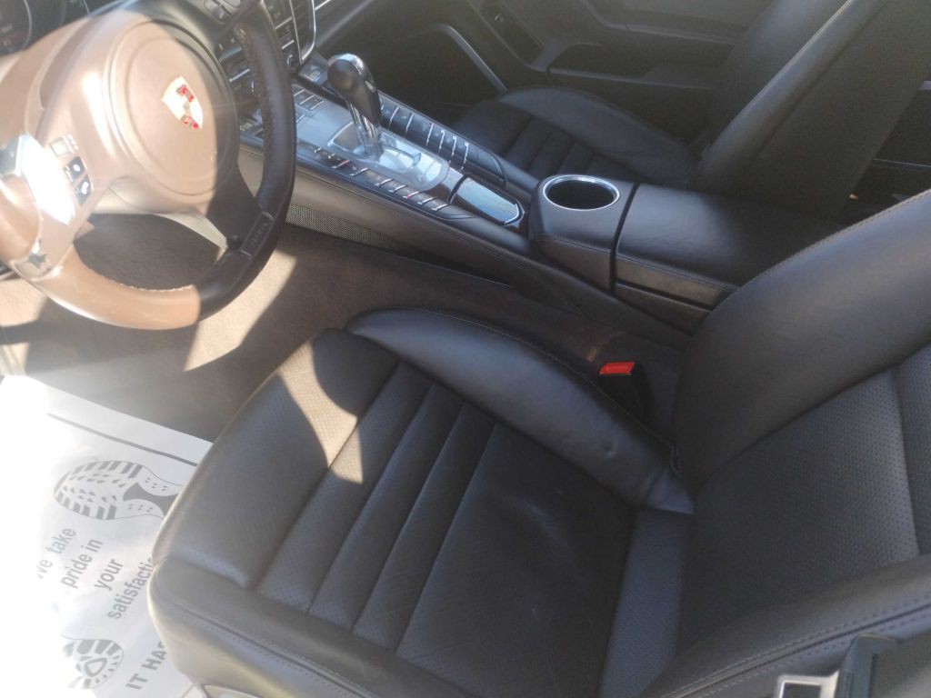 2010 Porsche Panamera Image 30