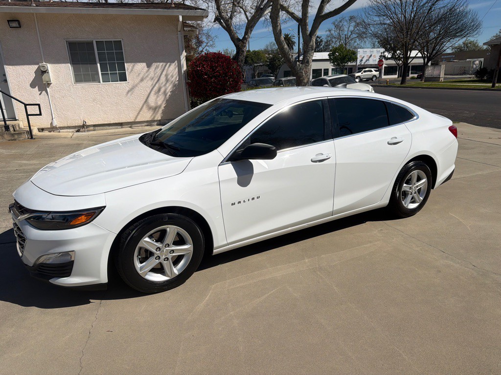 2019 Chevrolet Malibu Image 4
