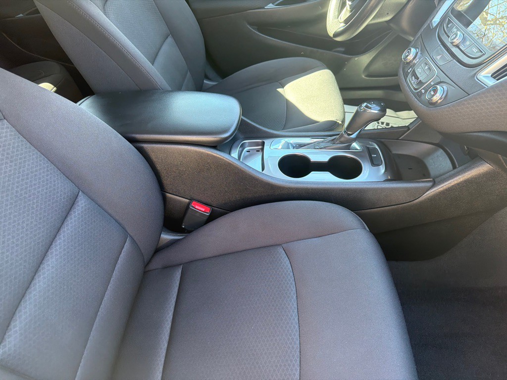 2019 Chevrolet Malibu Image 9