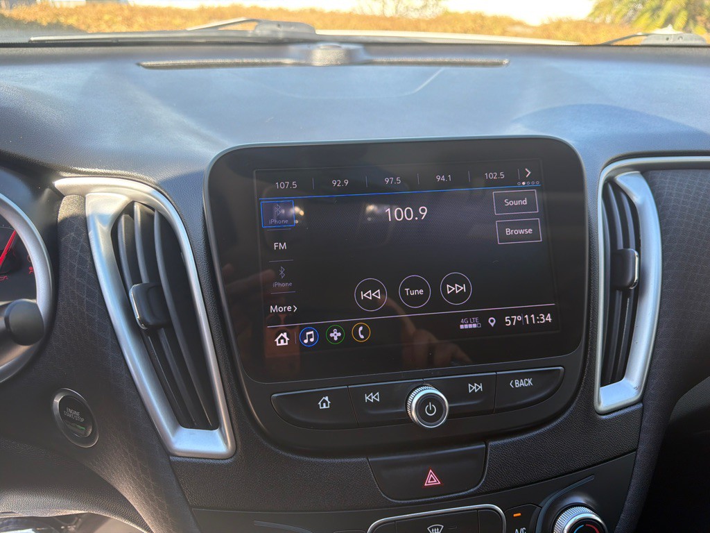 2019 Chevrolet Malibu Image 11