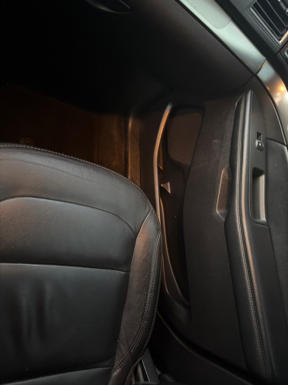 2018 Ford Explorer Image 10