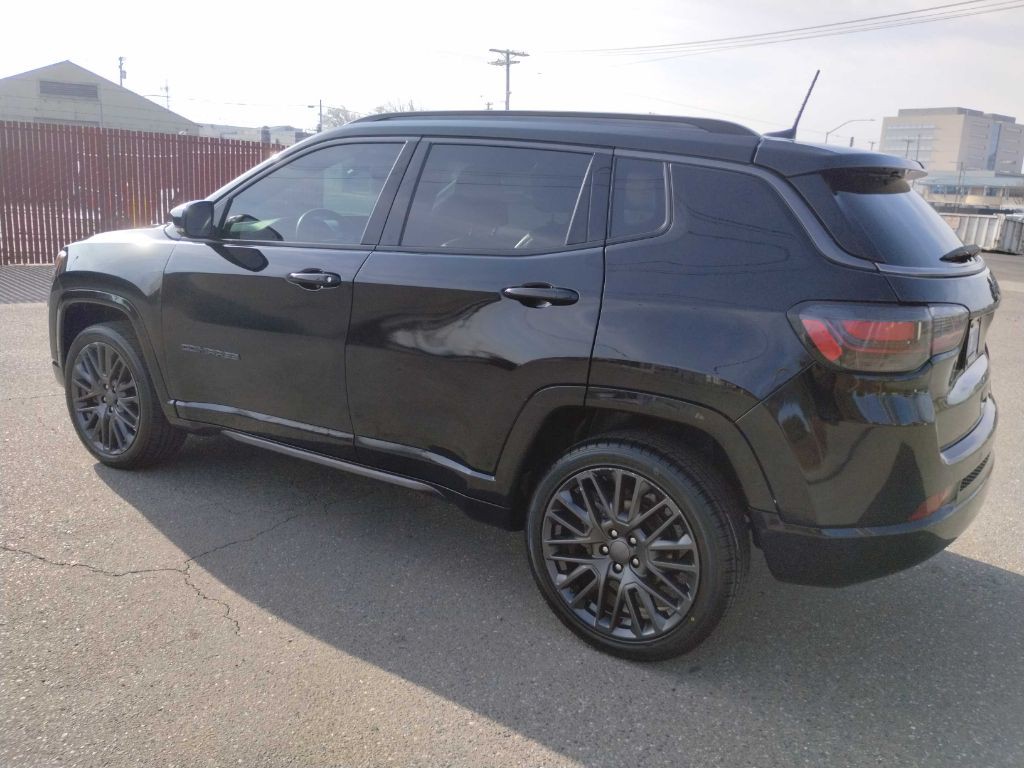 2022 Jeep Compass Image 8