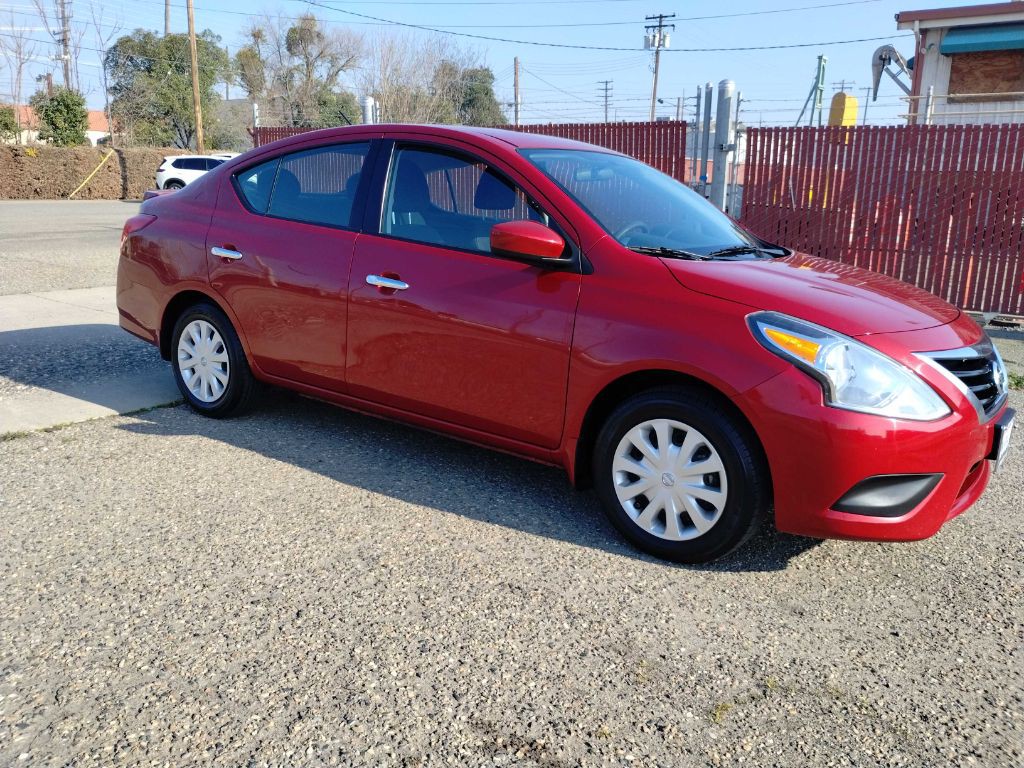 2015 Nissan Versa Image 7