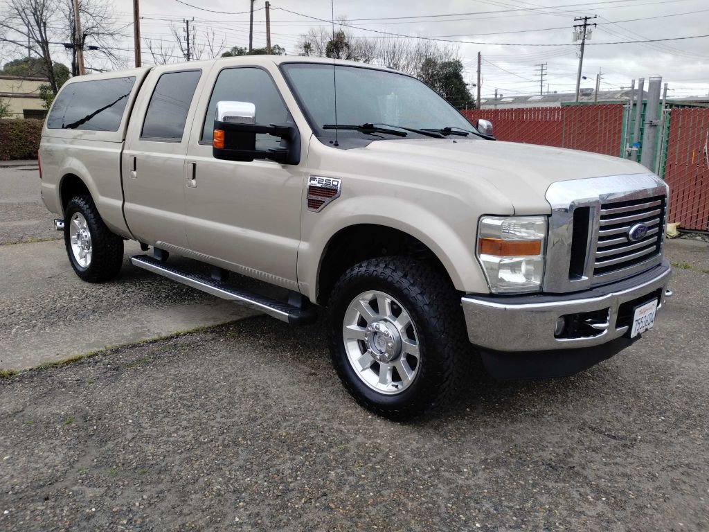 2010 Ford F-250 Image 2