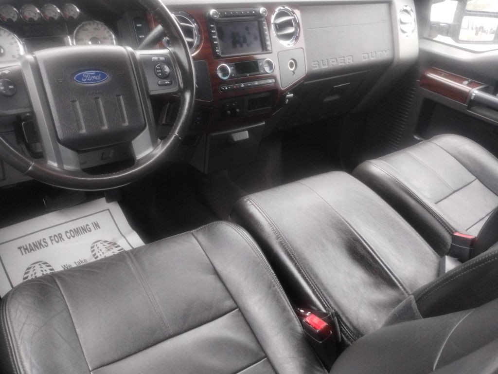 2010 Ford F-250 Image 17