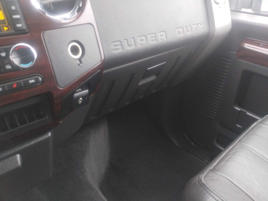 2010 Ford F-250 Image 27