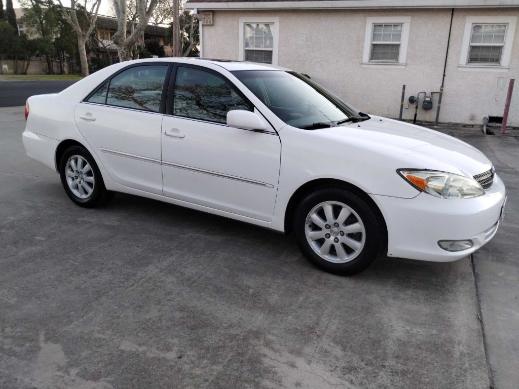 2004 Toyota Camry Image 3