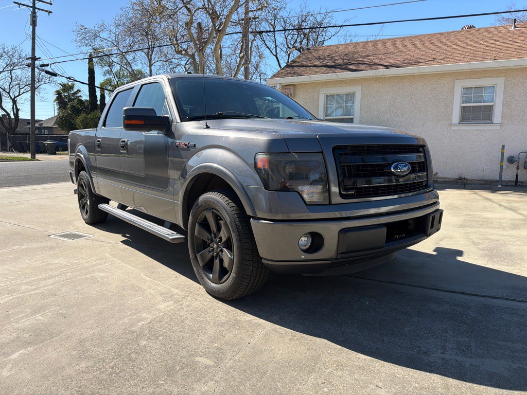 2013 Ford F-150 Image 1