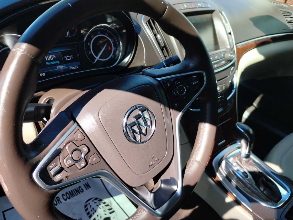 2015 Buick Regal Image 11