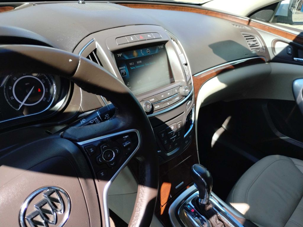 2015 Buick Regal Image 12