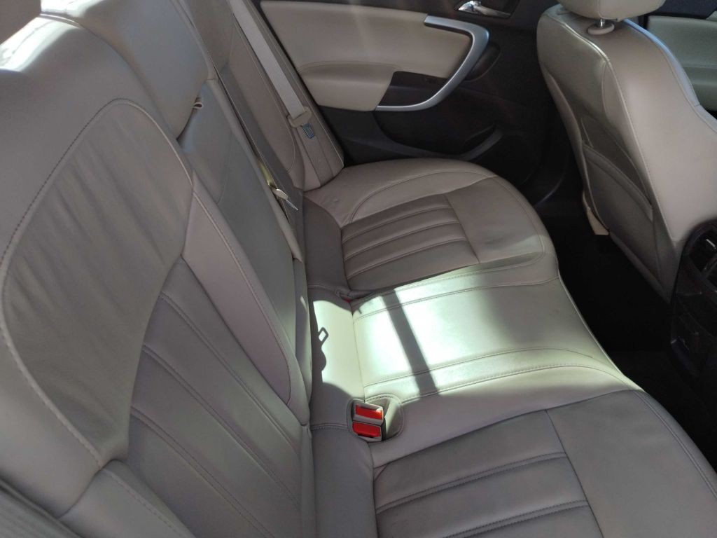 2015 Buick Regal Image 16