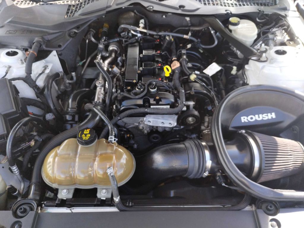 2015 Ford Mustang Image 28