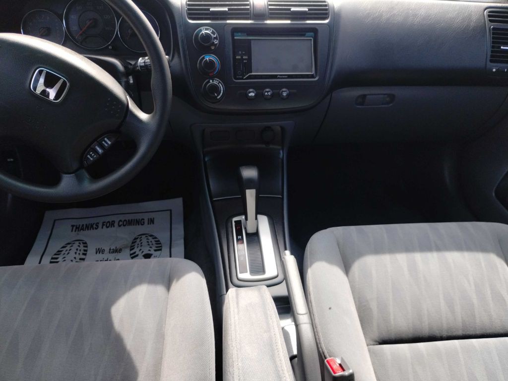 2004 Honda Civic Image 10