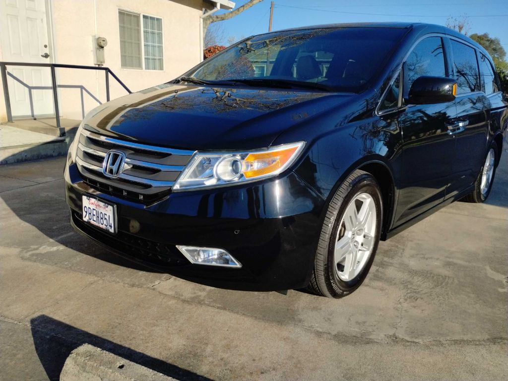 2012 Honda Odyssey Image 3