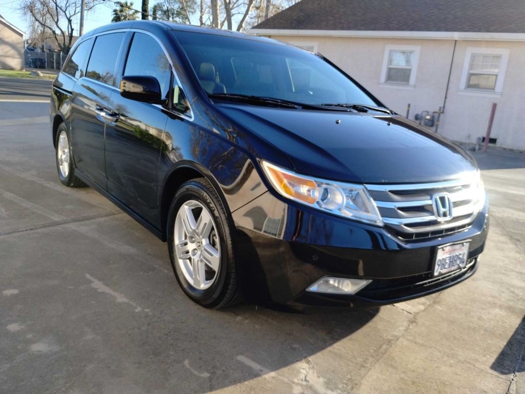 2012 Honda Odyssey Image 4