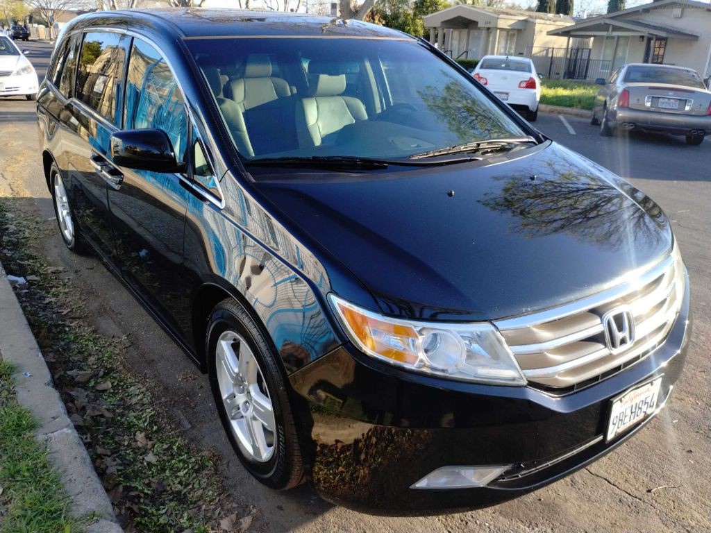 2012 Honda Odyssey Image 8