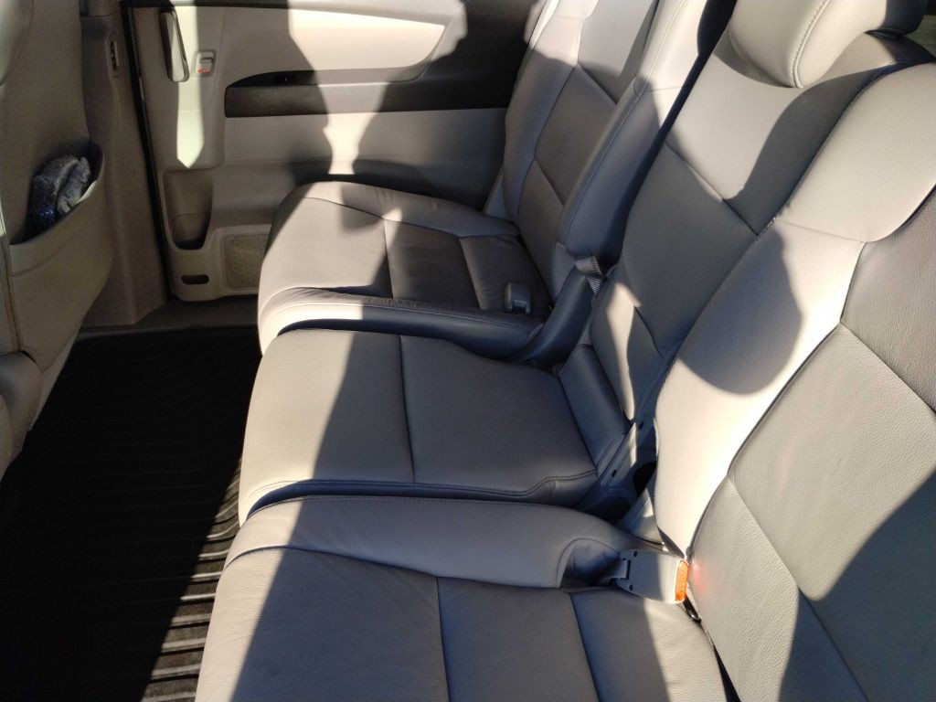2012 Honda Odyssey Image 13