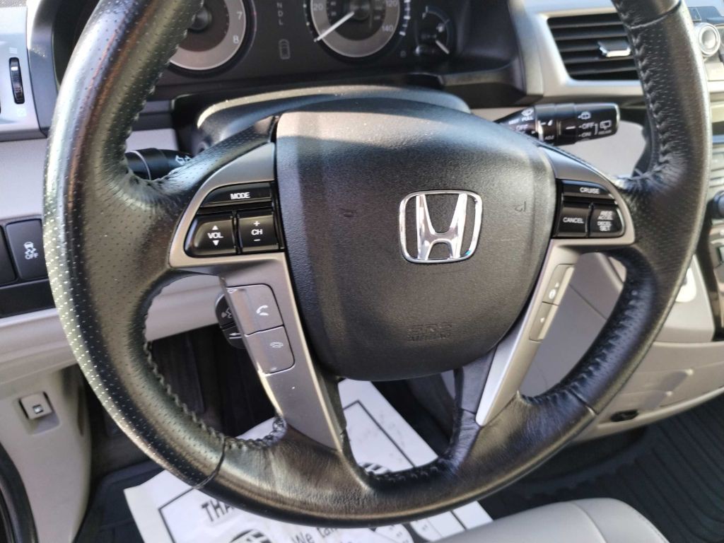 2012 Honda Odyssey Image 19