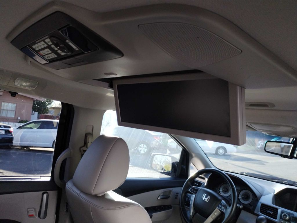 2012 Honda Odyssey Image 20