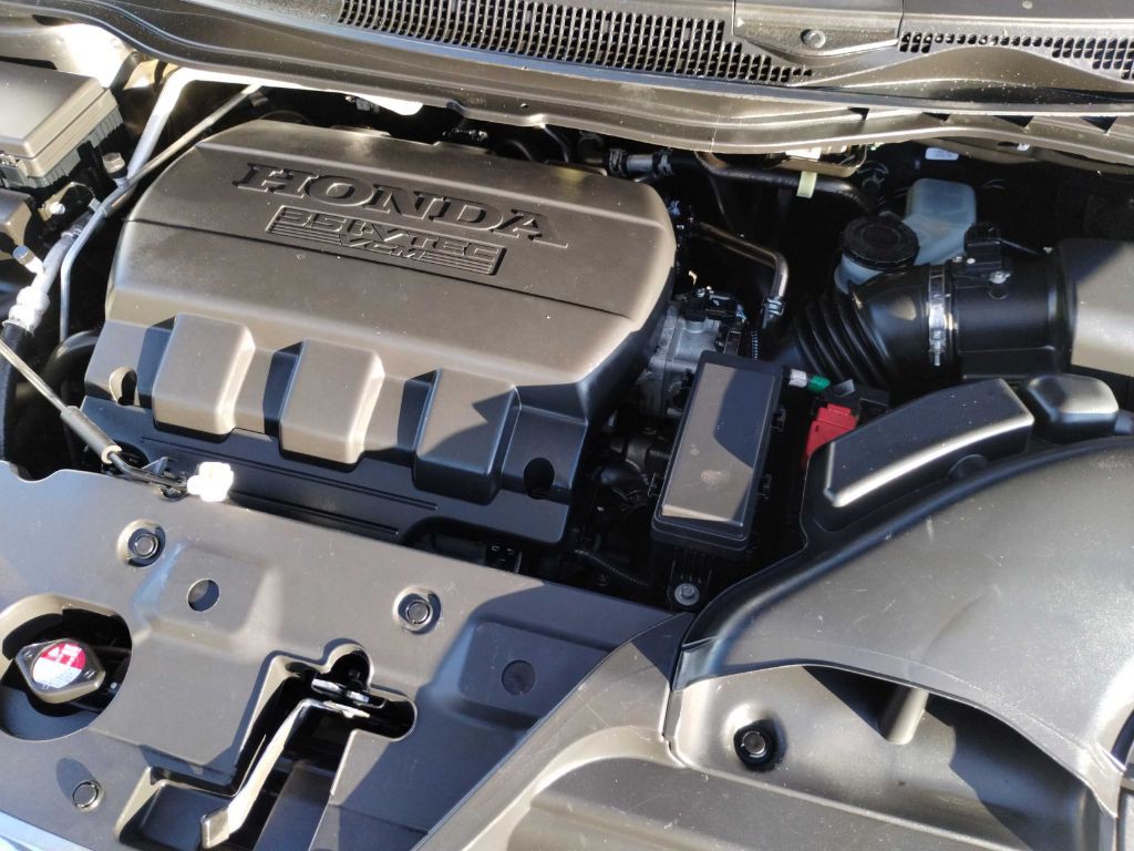 2012 Honda Odyssey Image 24