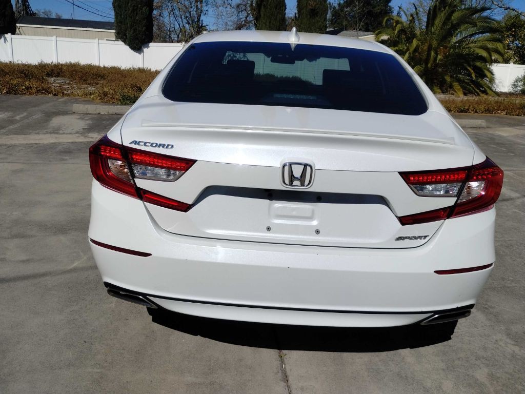 2019 Honda Accord Image 10