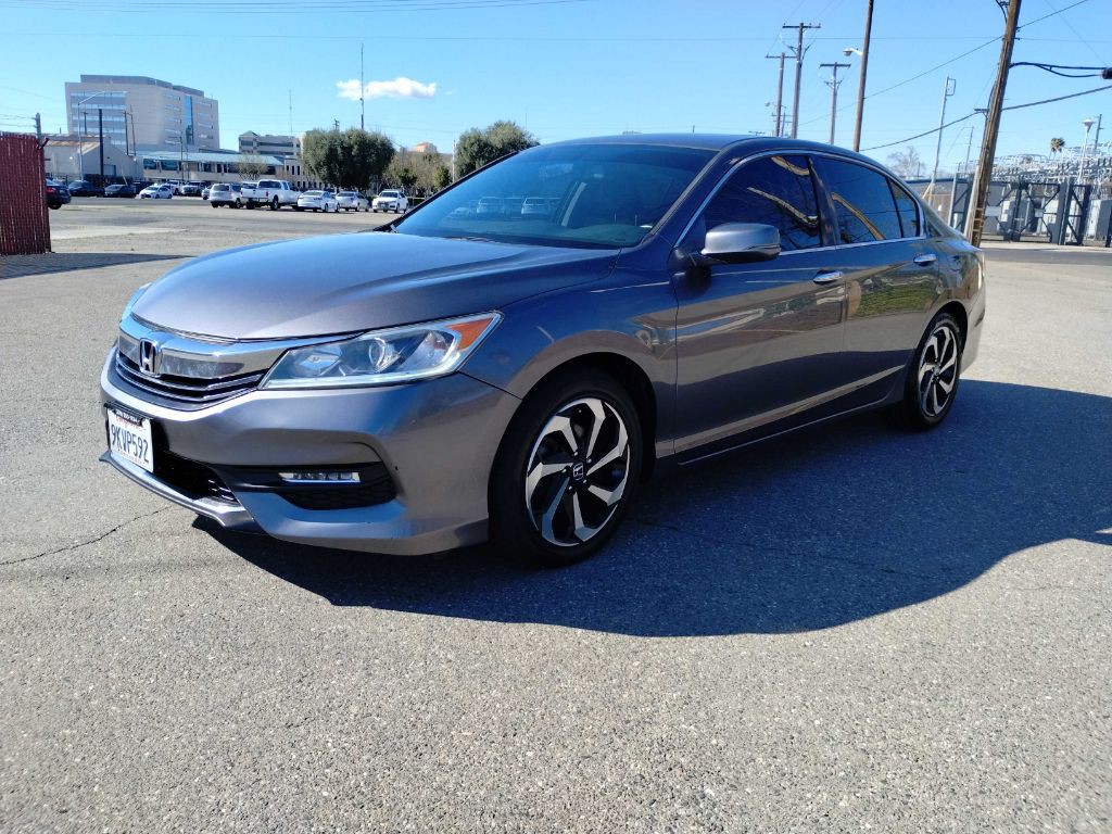 2017 Honda Accord Image 4