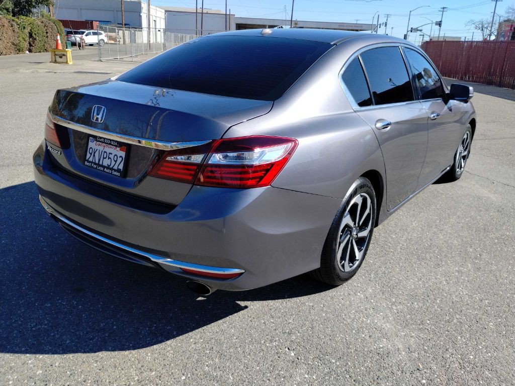 2017 Honda Accord Image 7