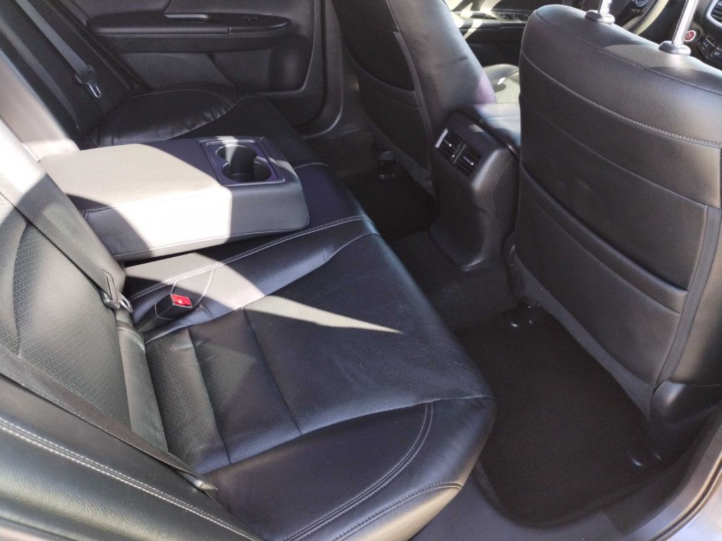 2017 Honda Accord Image 15
