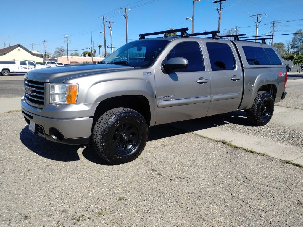 2013 GMC Sierra Image 2