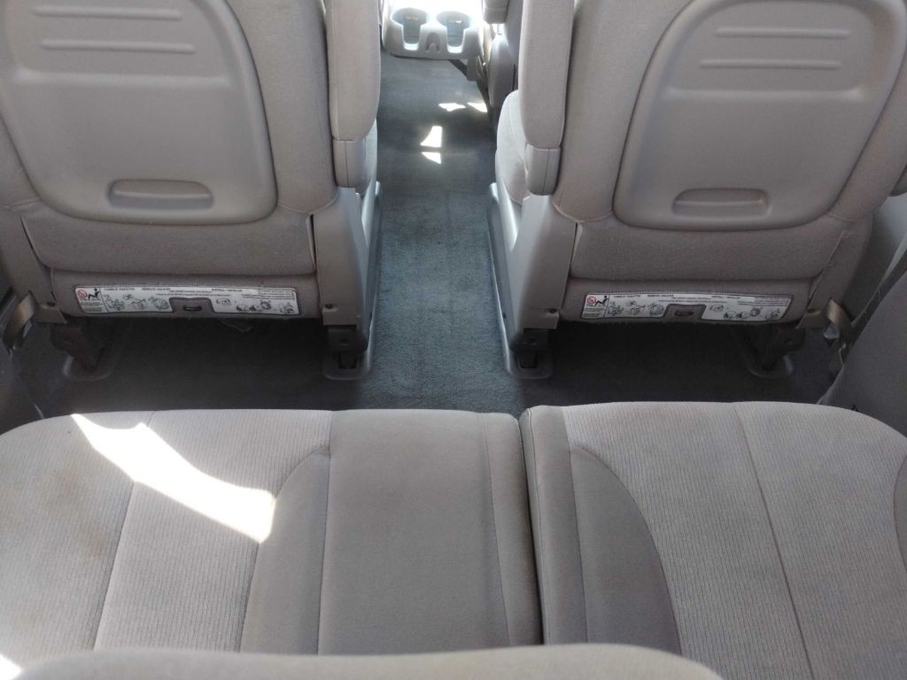 2012 Kia Sedona Image 7